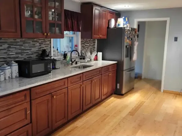 70 Gregory Rd, Framingham, MA 01701