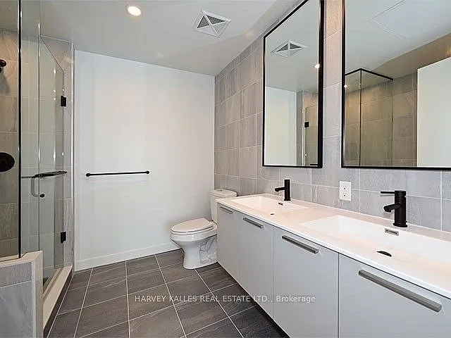 2118 Bloor St W #407 — Photo 6