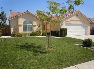 1425 Payne Dr, Hanford, CA 93230