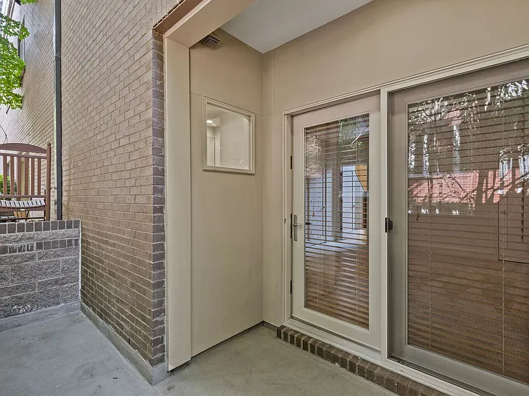 420 Queens Rd #7 — Photo 25