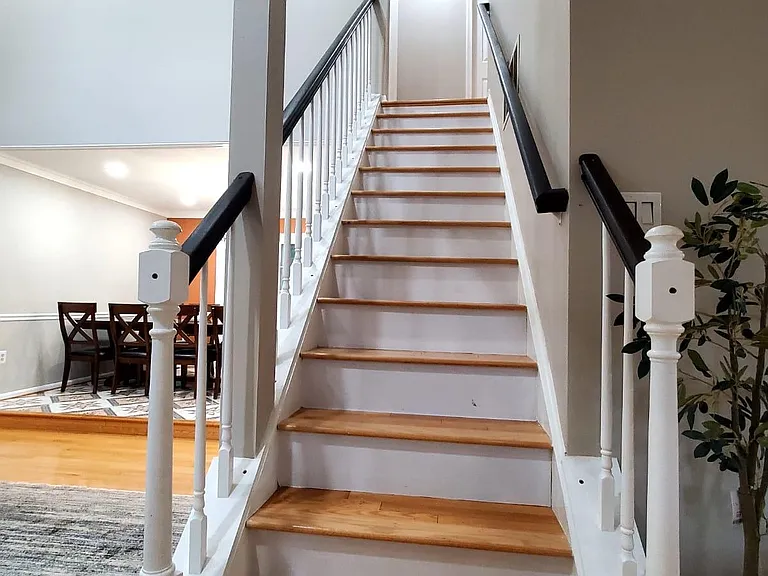 510 Stoney Creek Ct — Photo 9