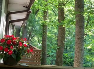 1007 Wave Rd #A, Chapel Hill, NC 27517