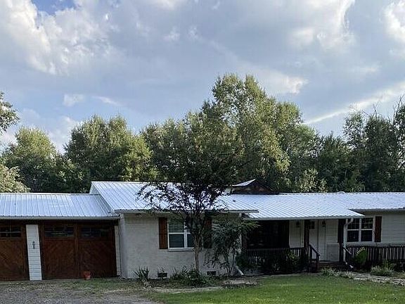 2nd image of 6103 Old Post Rd