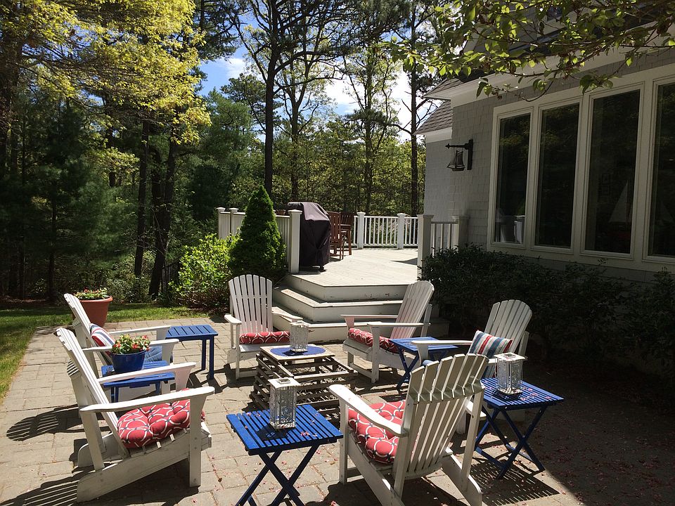 2nd image of 113 Paddock Cir