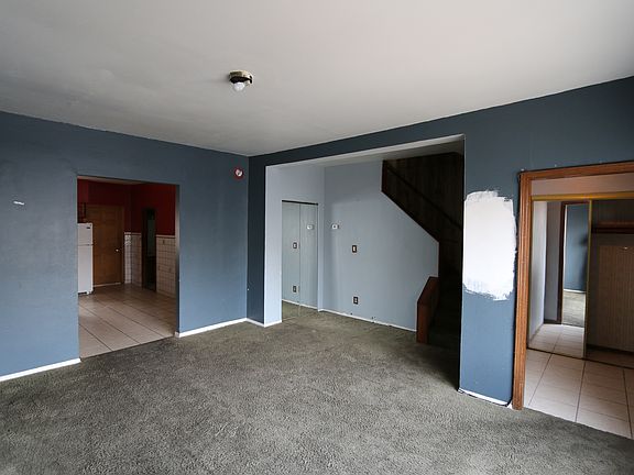 2nd image of 2844 N Elston Ave