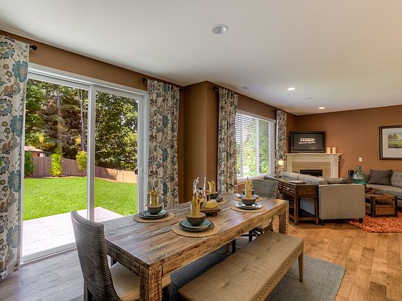 Dining Area and View of Yard