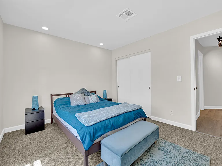 2505 Sea Venture Dr — Photo 21