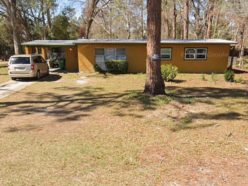 1st image of 2326 Diana Dr