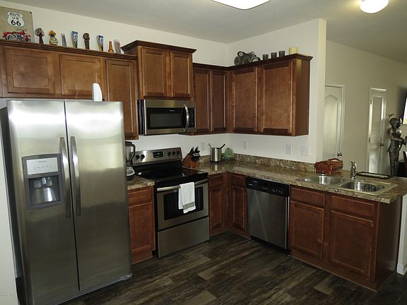 5th image of 268 Whitland Way