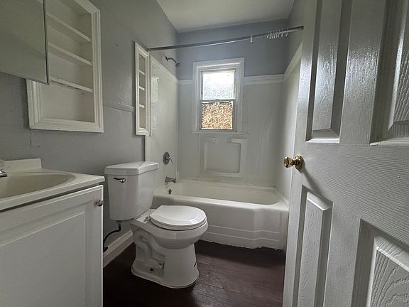 4th image of 274A S Marshall St #A1