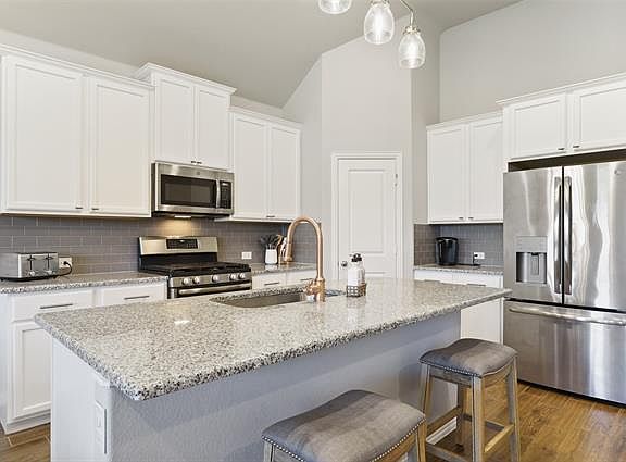 5th image of 245 Black Alder Dr