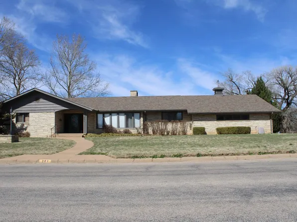 201 W Garfield St, Anthony, KS 67003