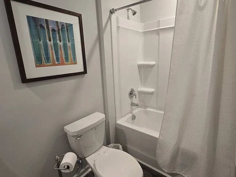 full bath upstairs
