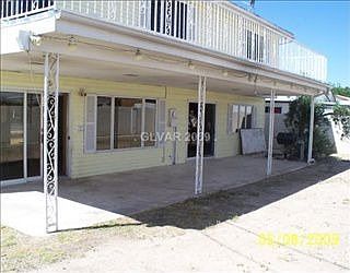1st image of 922 Count Wutzke Ave