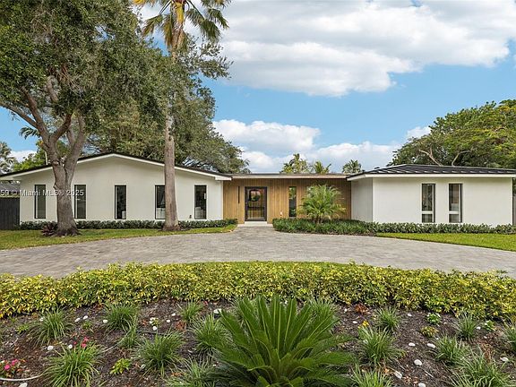 4th image of 7805 SW 165th St