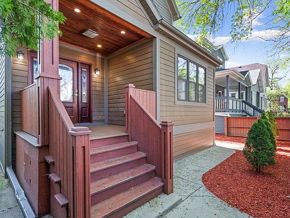 5th image of 4215 N Saint Louis Ave