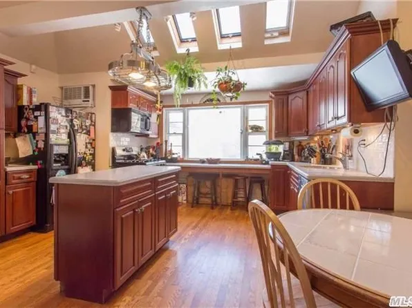 115-05 84th Avenue image 1 of 18