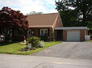 341 Wynwood Rd, York, PA 17402