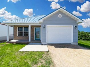 109 Benson St S, Tioga, ND 58852