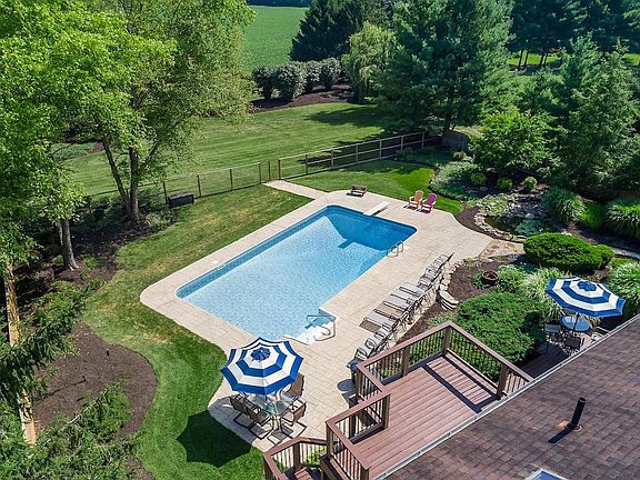 5th image of 7726 Laurelwood Dr NW