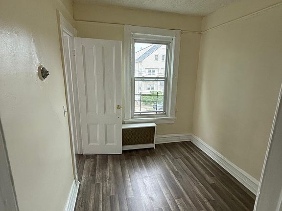 4th image of 315 S 4th Ave APT 2