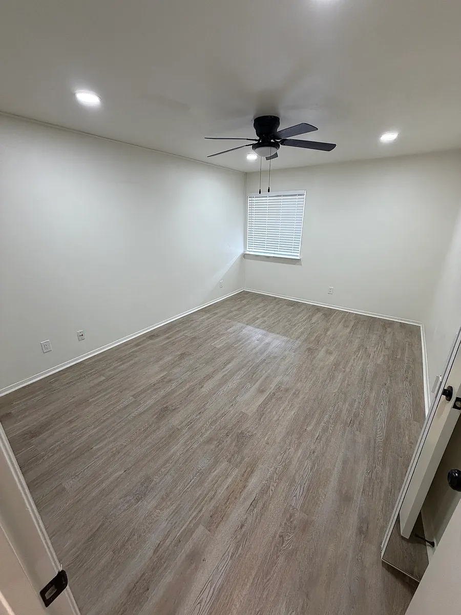 Building Photo - 2809 Rio Branco St #D-204