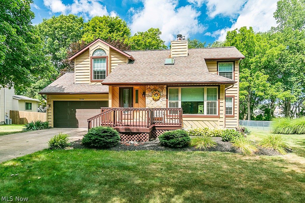9125 Sugarbush Dr, Mentor, OH 44060 Zillow