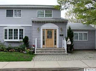 28 Saint James Pl, Keansburg, NJ 07734