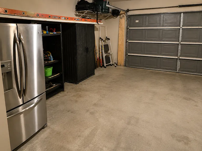 604 Oakbrook Dr — Photo 8