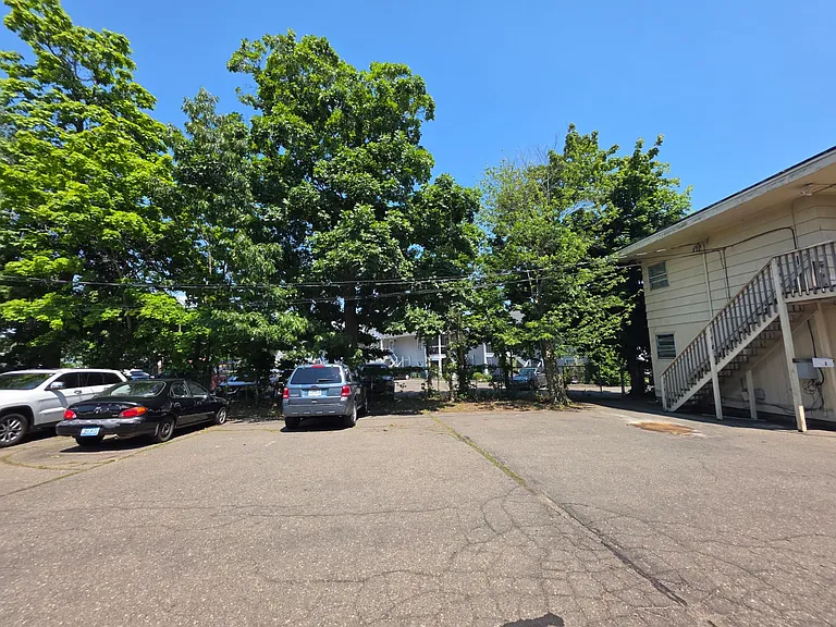 148 Bradford Ave #7B — Photo 10