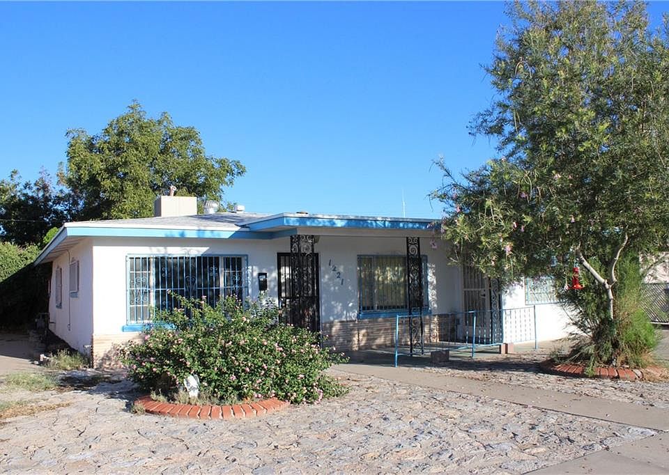 1st image of 1221 Clausen Dr