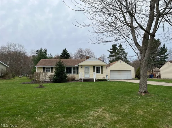 38522 Rogers Rd, Willoughby, OH 44094