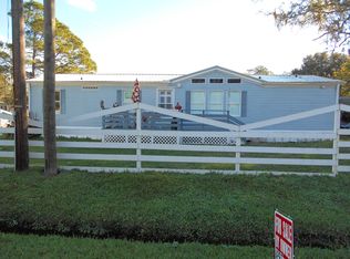 419 Paradise Shores Rd, Crescent City, FL 32112