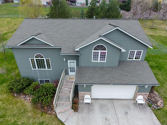 3rd image of 6767 Linda Vista Blvd