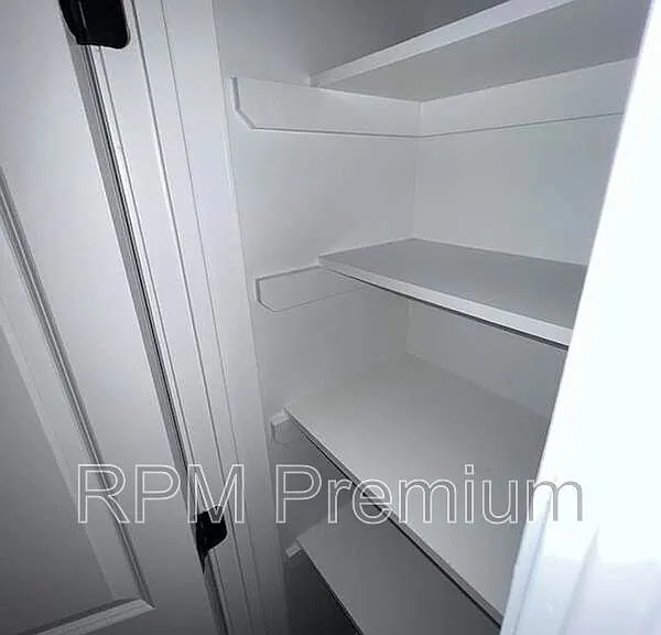 6212 Lake Edge Dr — Photo 13