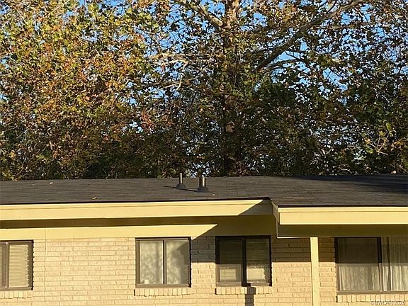 2nd image of 8515 Elmview Pl
