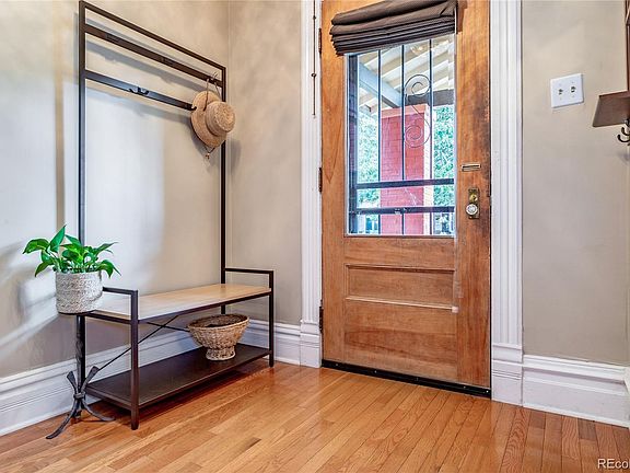 4th image of 145 W 1st Ave
