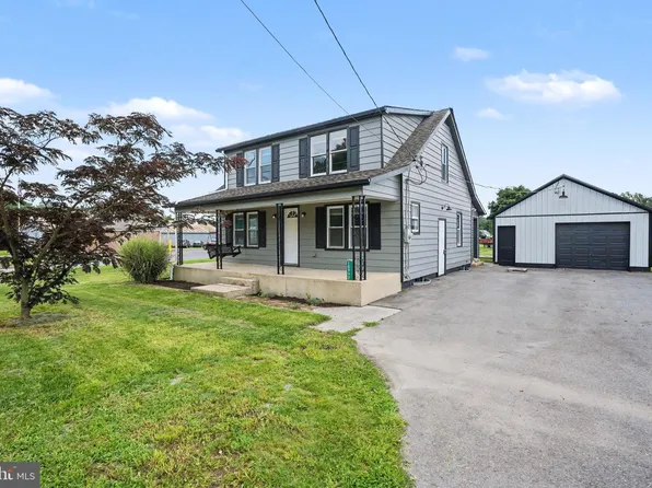 10992 Roxbury Rd, Orrstown, PA 17244