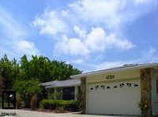 5945 28th Ave N, Saint Petersburg, FL 33710