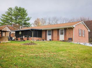 35 Augusta Ct, Waynesboro, VA 22980