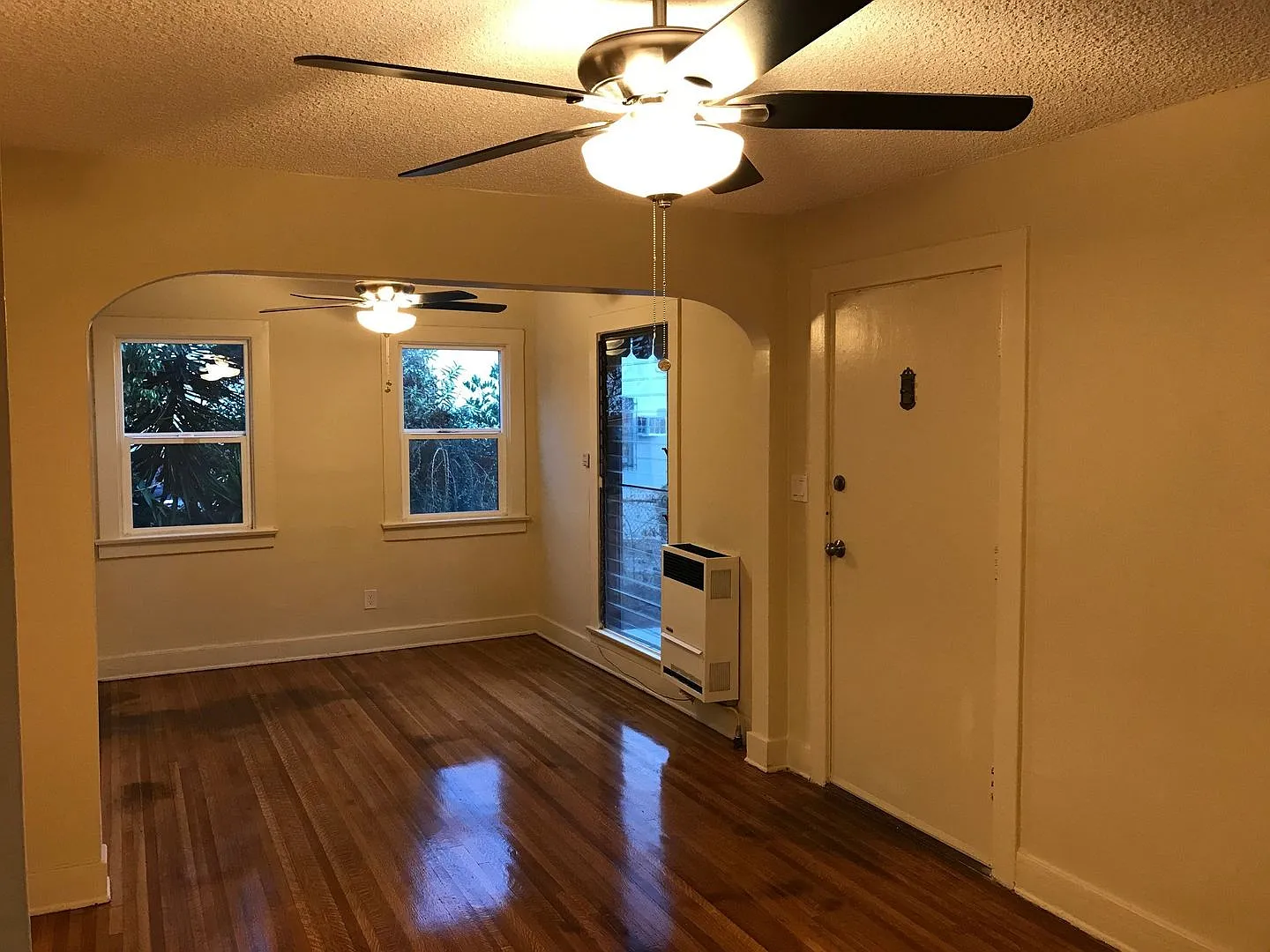 3615/3617 Edenhurst Ave. — Photo 3