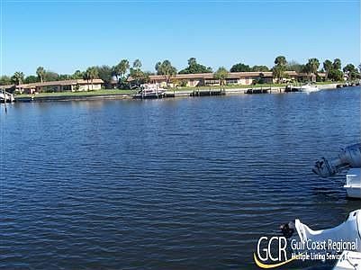 Water View - Back of Unit