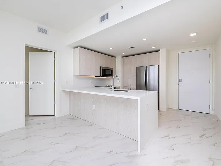 2000 S Metropica Way #2007 — Photo 12