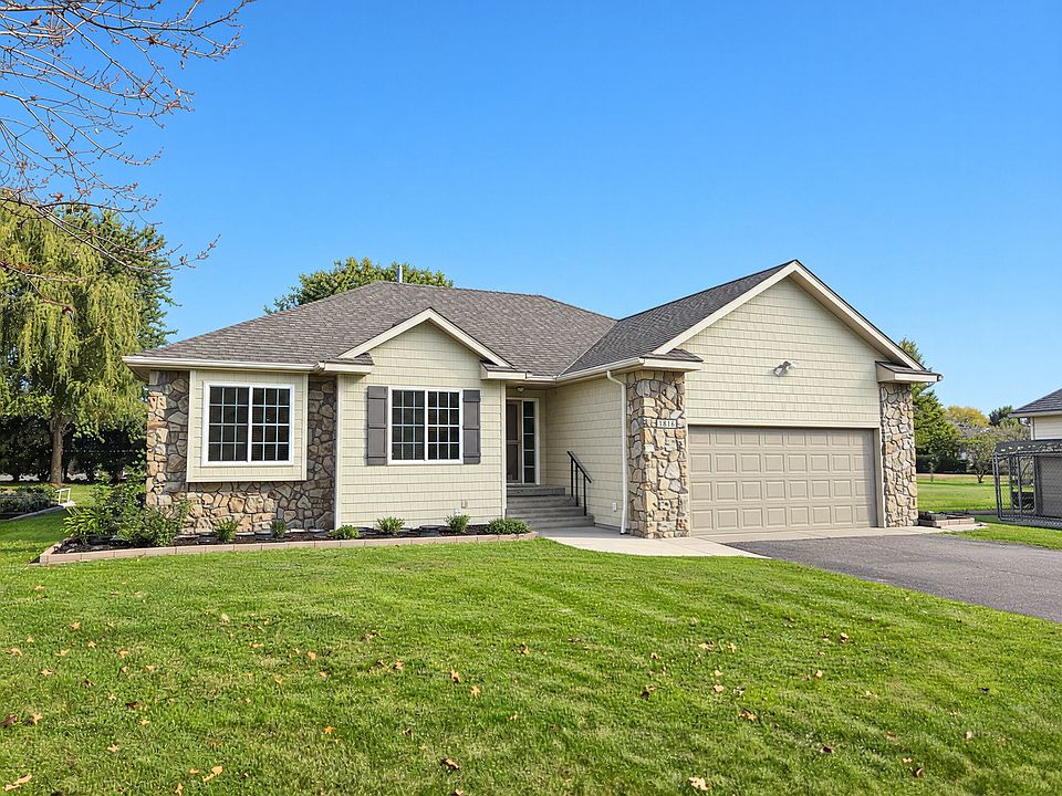 1st image of 1816 Case Ln