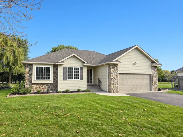 1816 Case Ln, Saint Cloud, MN 56303