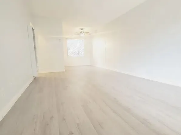 1365 Orange Grove Ave #8, Glendale, CA 91205