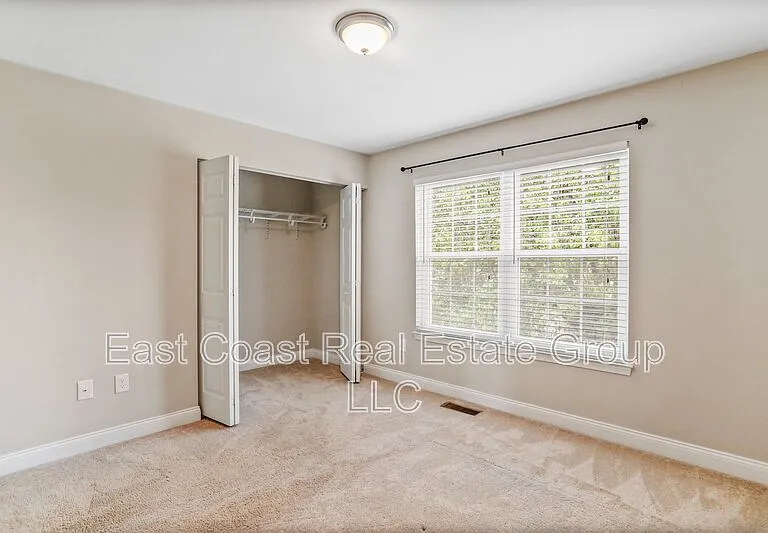 575 Lancaster Pl — Photo 17