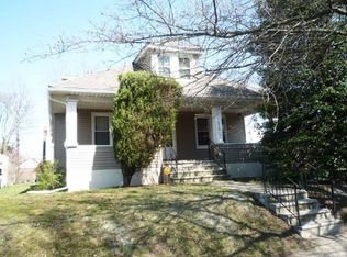326 Hamilton Ave, Hewlett, NY 11557