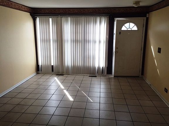 3rd image of 2817 N Landen Dr