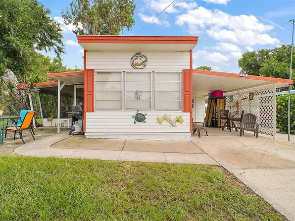 11723 Magnolia Ave, Tavares, FL 32778